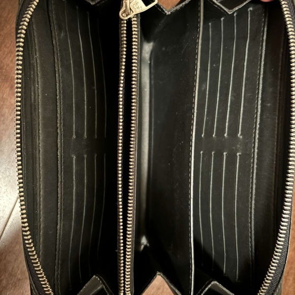 Louis Vuitton Limited edition rare handbag (wallet) perfect condition - Picture 3 of 10